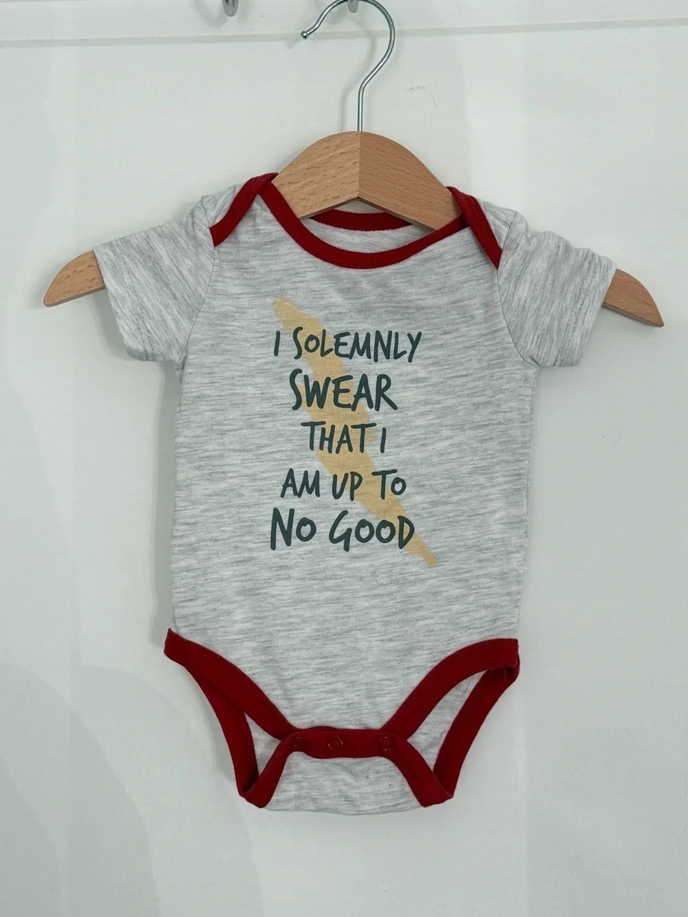 NEW! Harry Potter 0-3 months baby onsie newborn wizarding world of Harry Potter